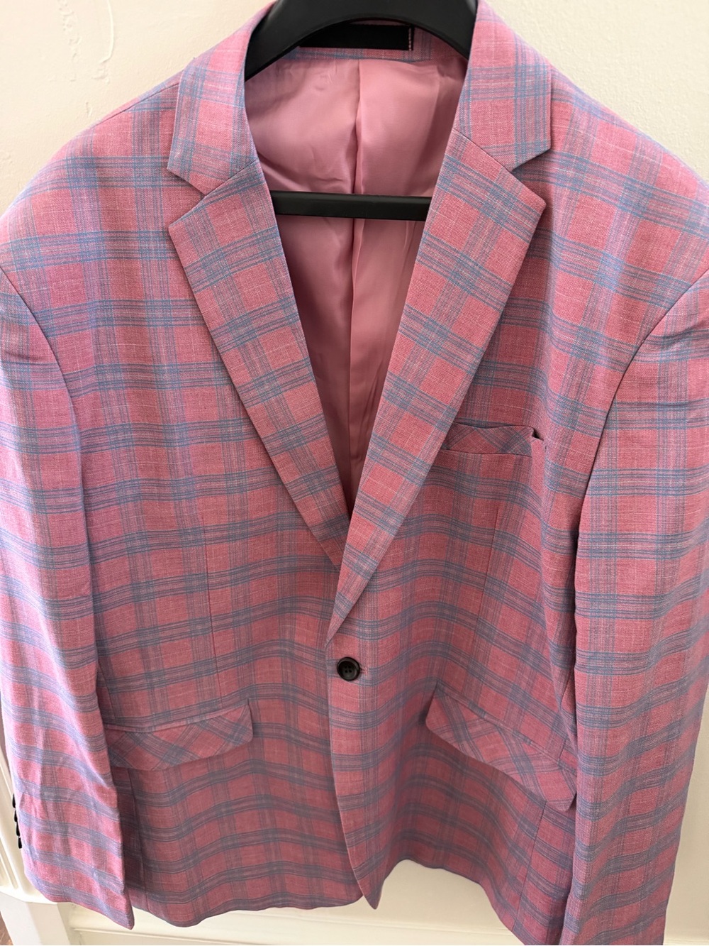 Men's Pink Plaid Blazer - Classic Single-Breasted Style Size 44R